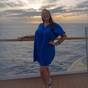 Fundraising Page: Holly Stout